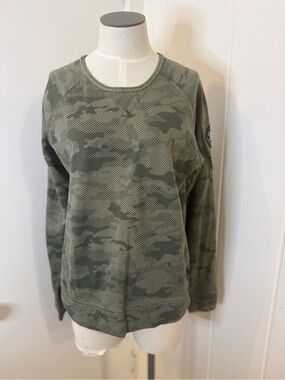 Element Men's Olive Green Camo Crewneck Sweater Sz M